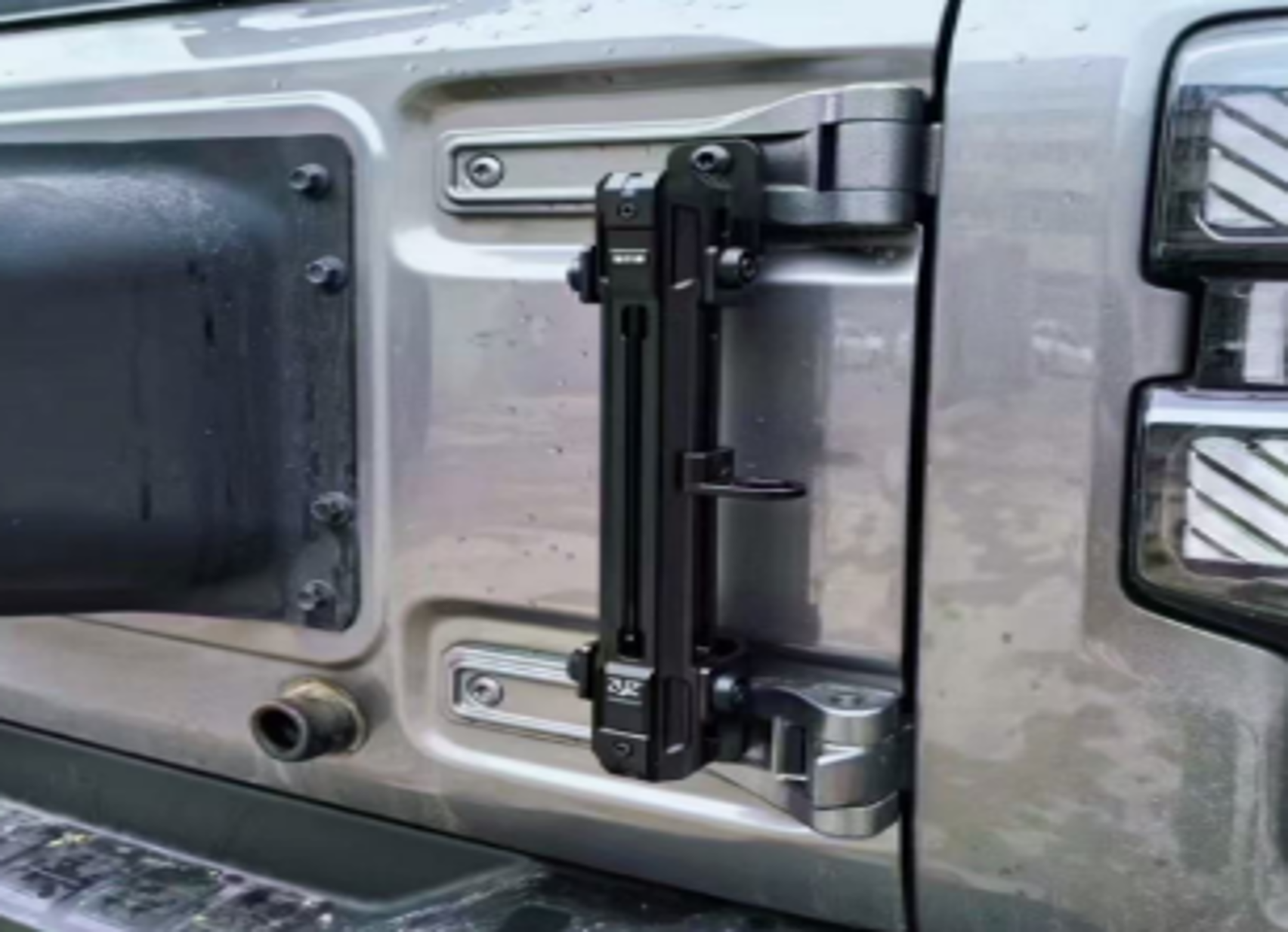 212 flagpole bracket